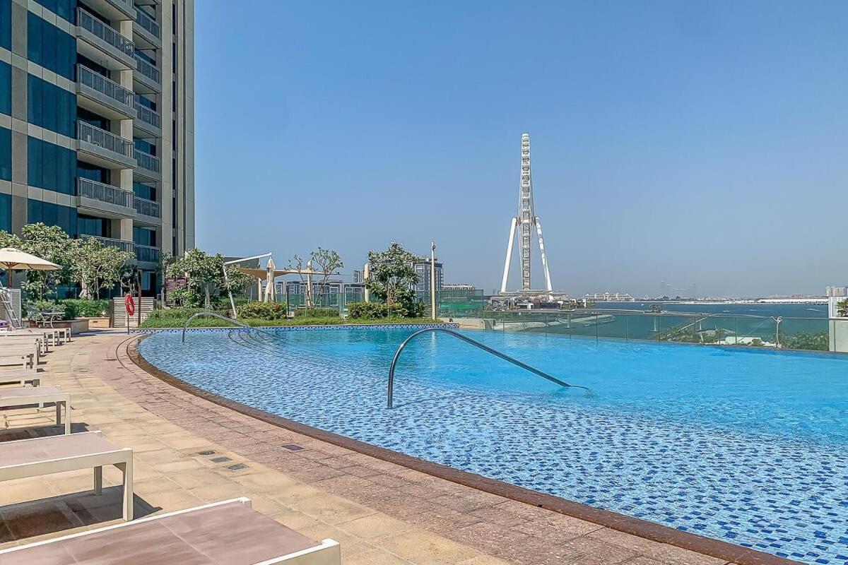 Frank Porter - 5242 Emaar Tower Дубай Екстериор снимка