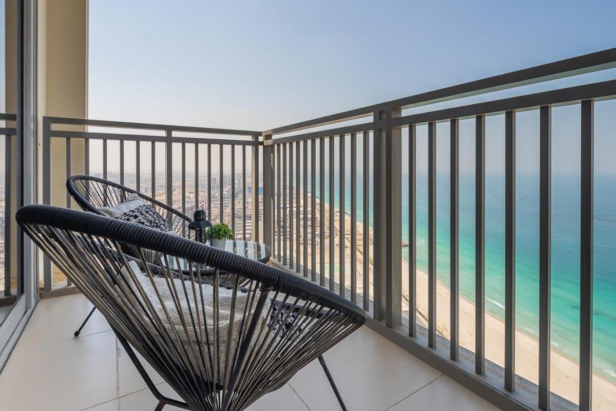 Frank Porter - 5242 Emaar Tower Дубай Екстериор снимка